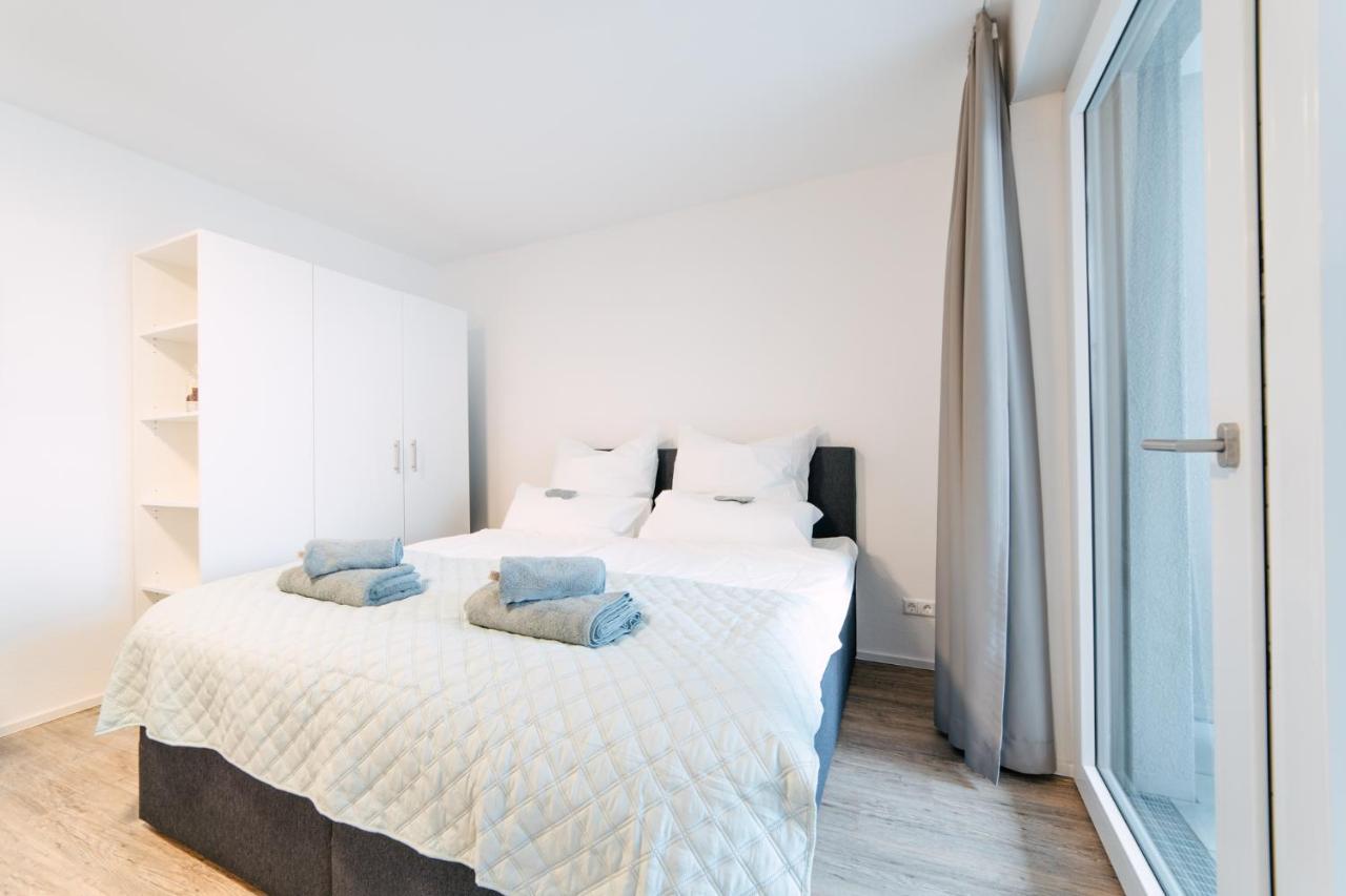 Zentrahome - Zentral Outlet Business Smarttv Balkon Metzingen  Luaran gambar
