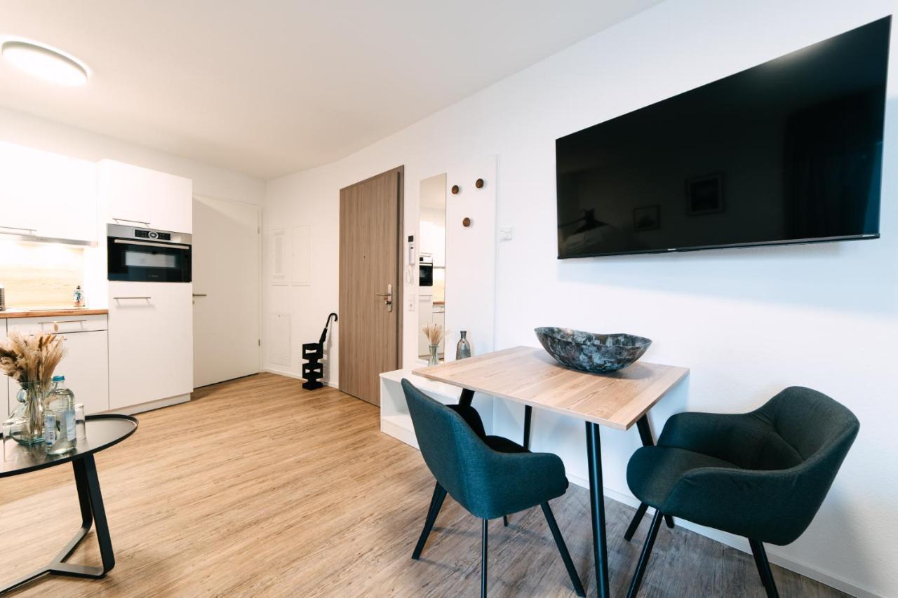 Zentrahome - Zentral Outlet Business Smarttv Balkon Metzingen  Luaran gambar